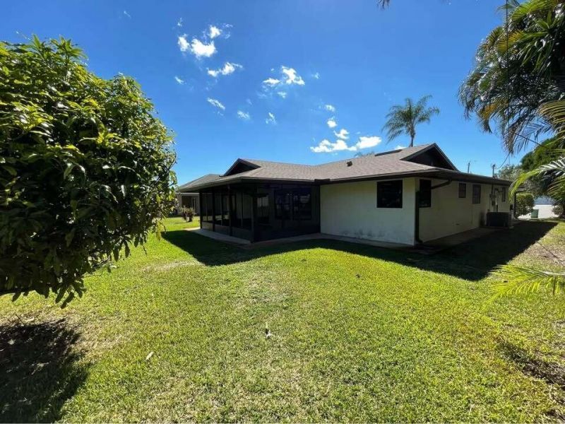 1315 SE Petunia Avenue, Port Saint Lucie, FL 34952 Photo