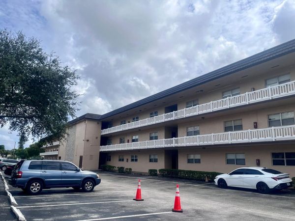5861 NW 16TH Place, Unit 313, Sunrise, FL 33313