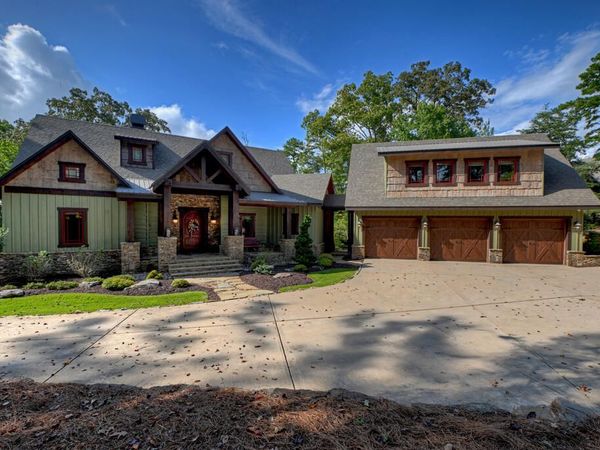 955 Old Toccoa Loop, Mineral Bluff, GA 30559