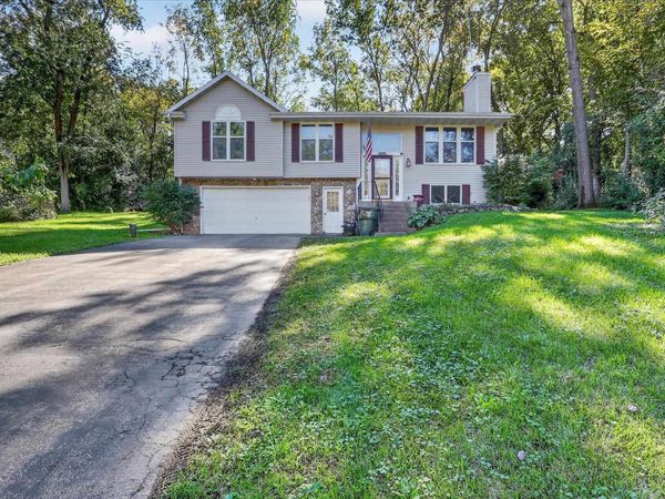 1222 E Lakeside Drive, Edgerton, WI 53534