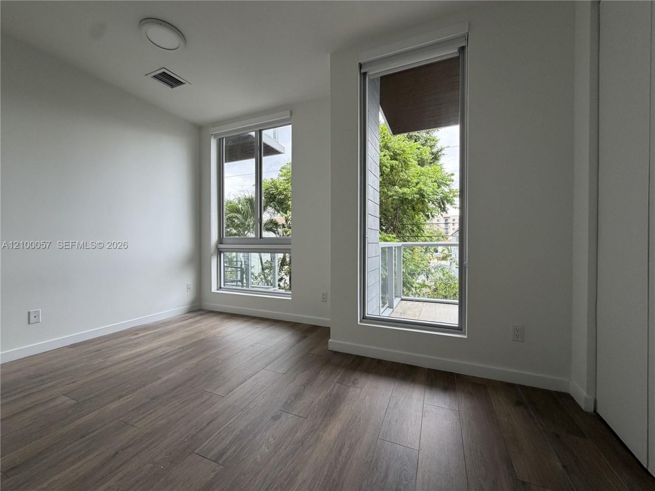 529 SW 11th St , Unit 203, Miami, FL 33129 Photo