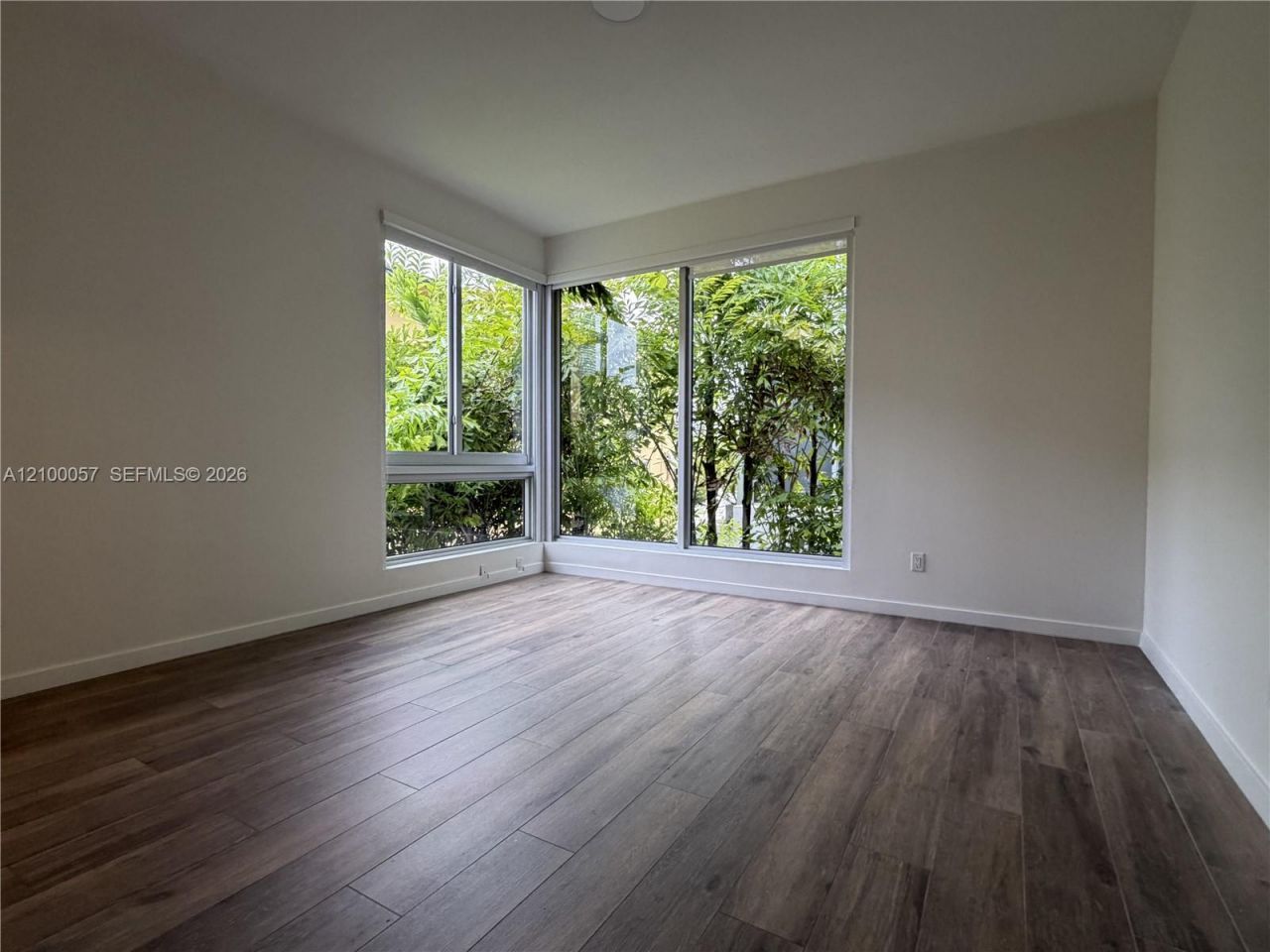 529 SW 11th St , Unit 203, Miami, FL 33129 Photo
