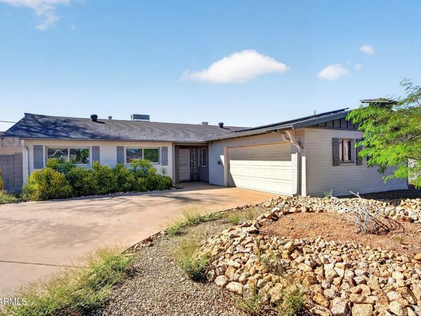 131 E RIVIERA Drive, Tempe, AZ 85282