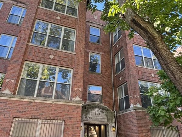 5142 S Ingleside Avenue, Unit 2C, Chicago, IL 60615