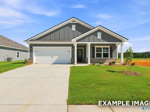 144 Plum Tree Lane, Hazel Green, AL 35750