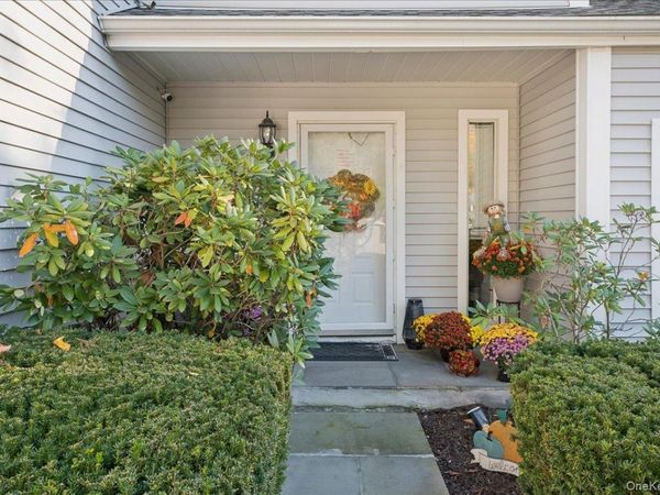 82 Cornwall Circle, Yorktown Heights, NY 10598