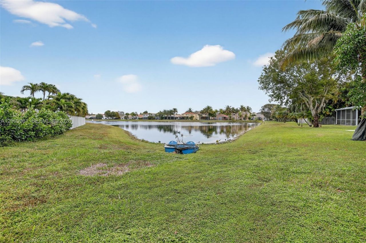 10755 SW 17th Pl , Davie, FL 33324 Photo