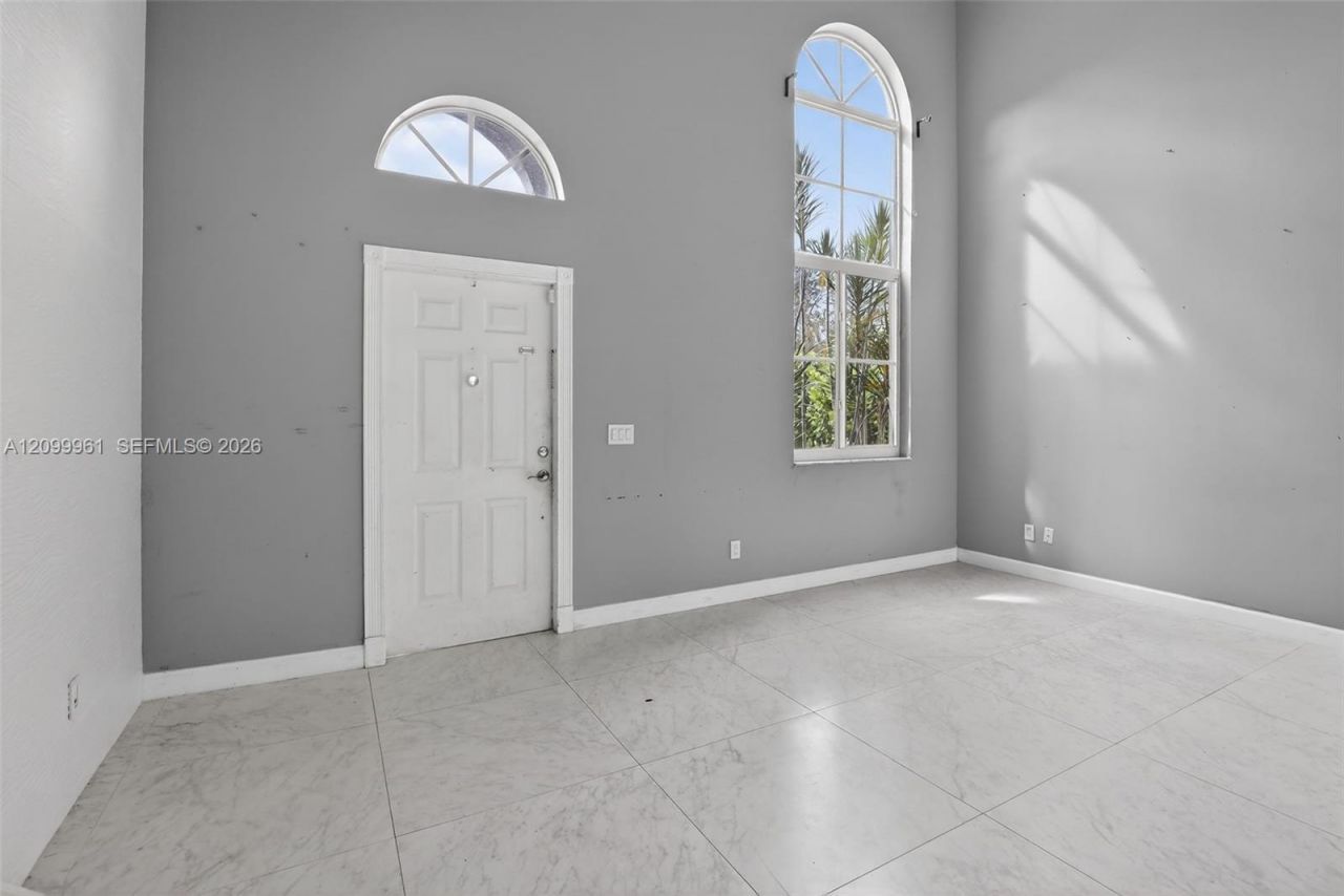 10755 SW 17th Pl , Davie, FL 33324 Photo