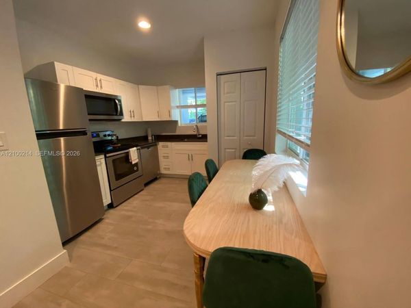 427 NW 34th St , Unit 2, Miami, FL 33127