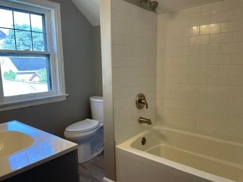 1008 S Cassingham Road, Columbus, OH 43209 Photo 13
