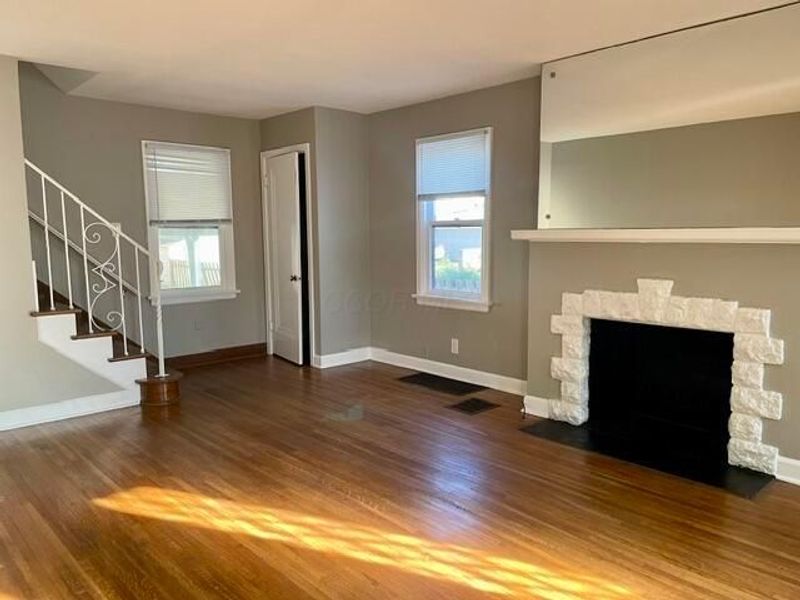 1008 S Cassingham Road, Columbus, OH 43209 Photo 3
