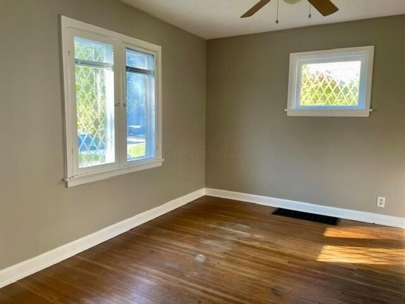 1008 S Cassingham Road, Columbus, OH 43209 Photo 6