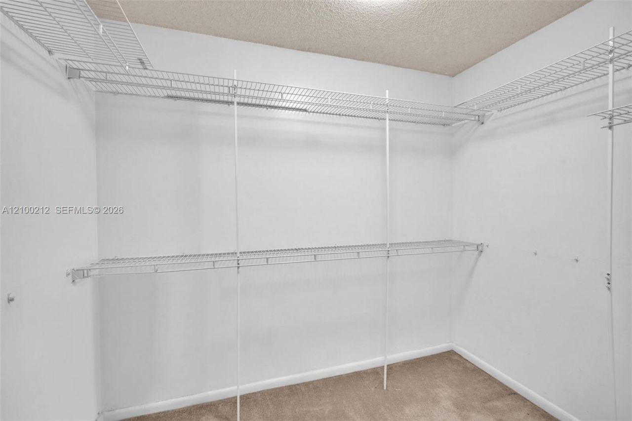 1530 Whitehall Dr, Unit 302, Davie, FL 33324 Photo
