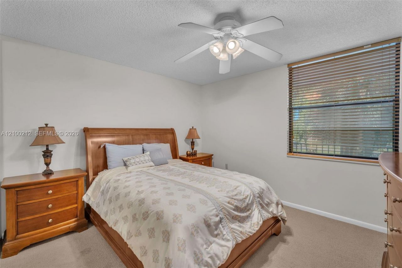 1530 Whitehall Dr, Unit 302, Davie, FL 33324 Photo