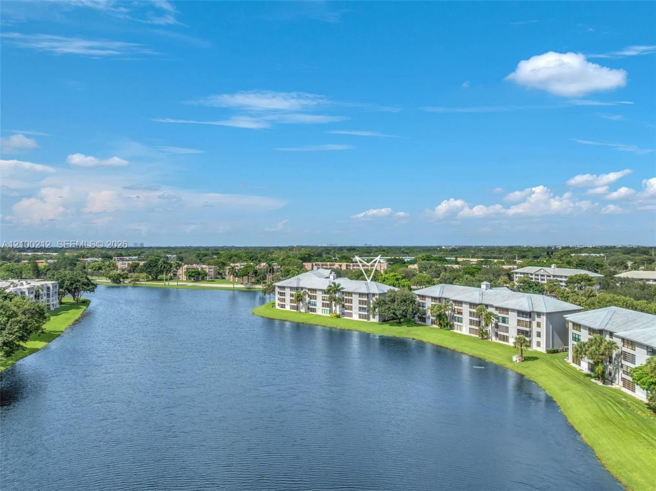 1530 Whitehall Dr, Unit 302, Davie, FL 33324 Photo