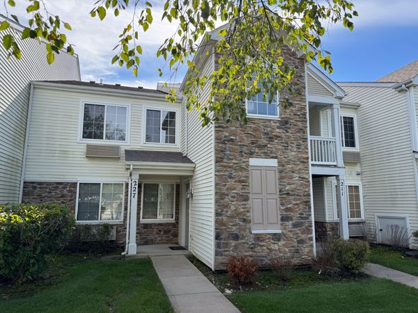 227 Silverstone Drive , Unit 227, Carpentersville, IL 60110