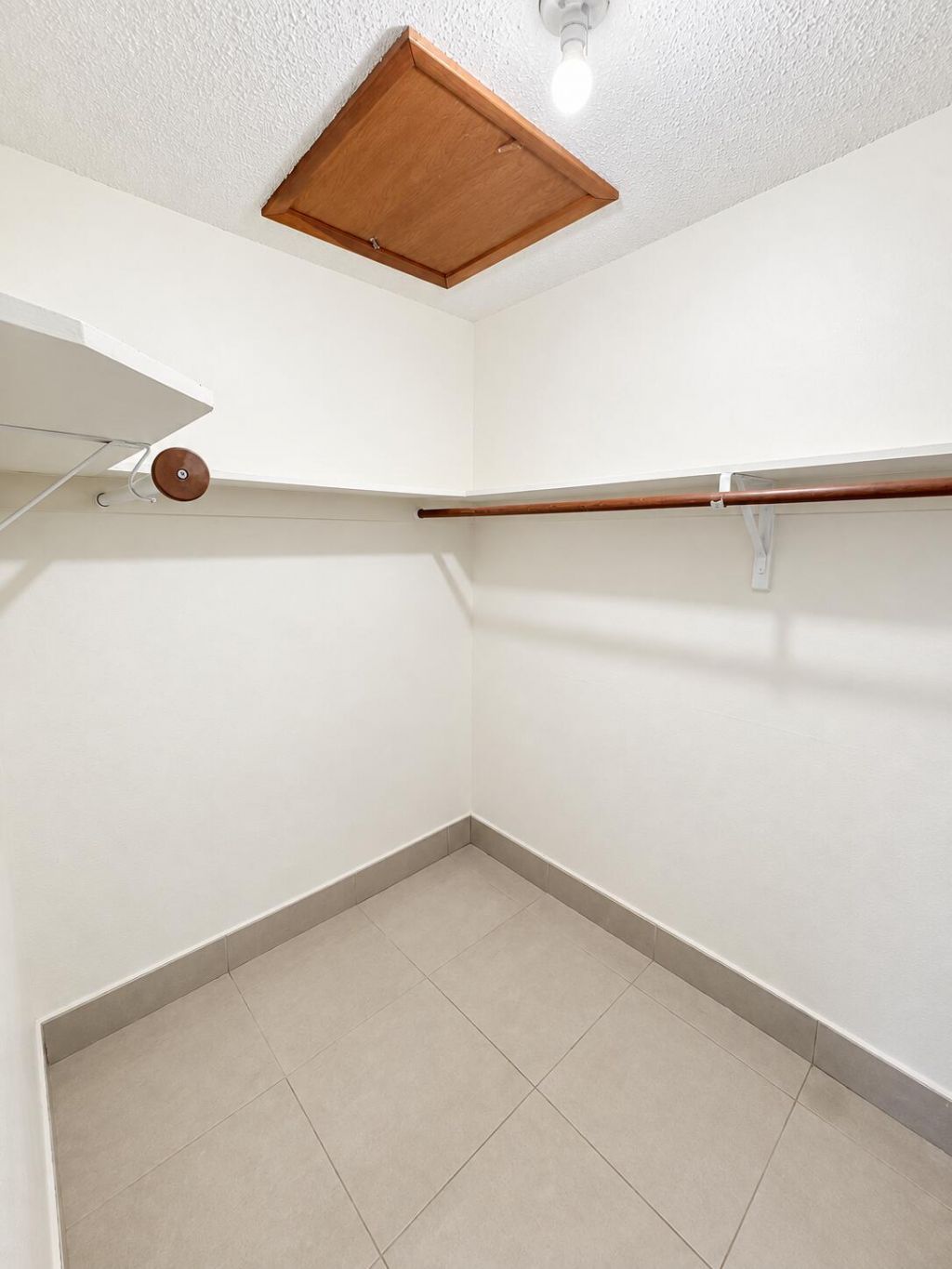 560 SE 23rd Avenue, Unit 1, Pompano Beach, FL 33062 Photo