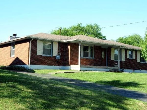 3832 Bonnacreek Dr , Hermitage, TN 37076