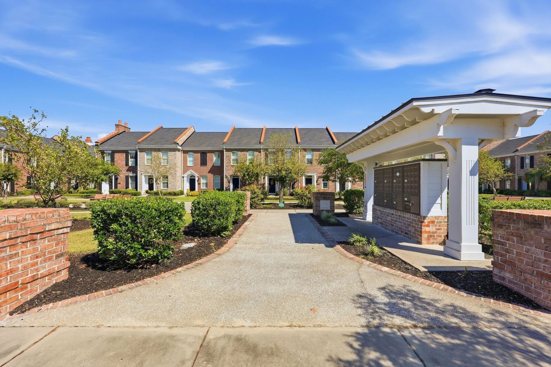 790 Howard Ave. Photo 46