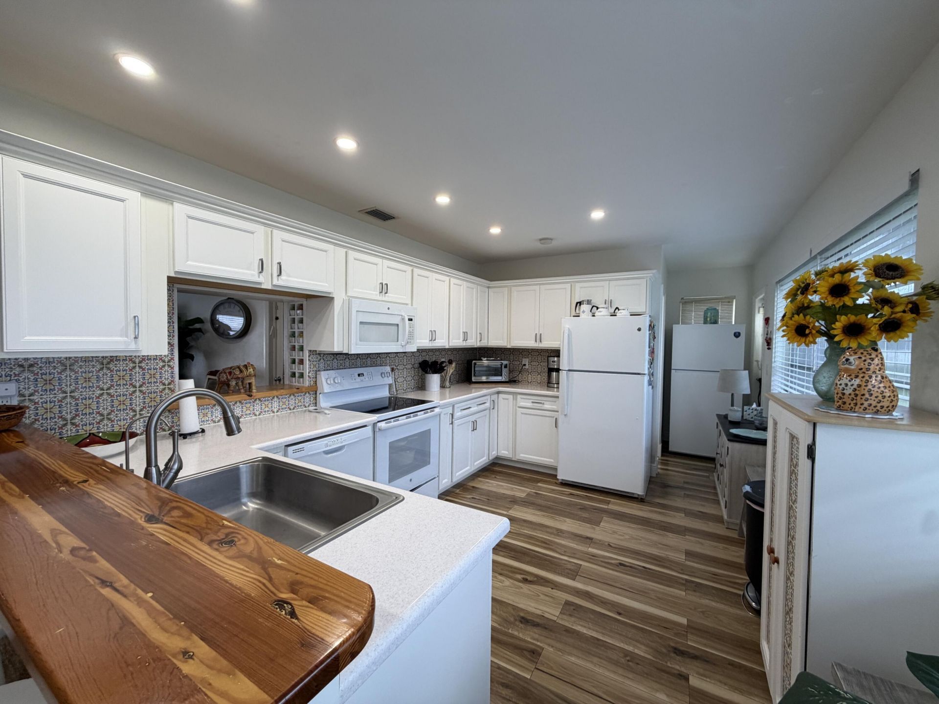 130 NW 14th Street, Boynton Beach, FL 33426 Photo