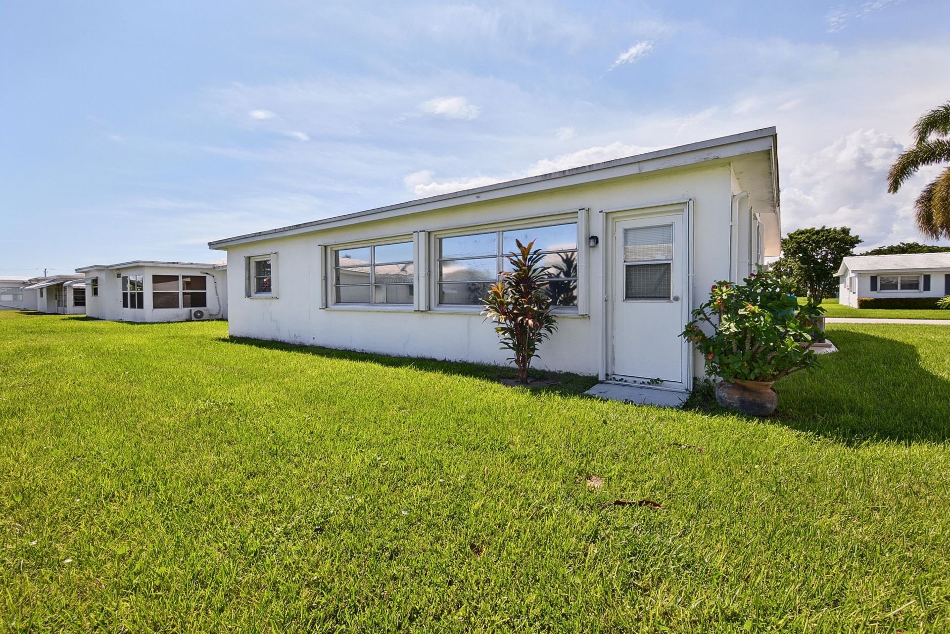 130 NW 14th Street, Boynton Beach, FL 33426 Photo