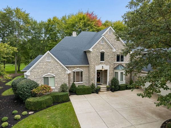 10541 Wellington Boulevard , Powell, OH 43065