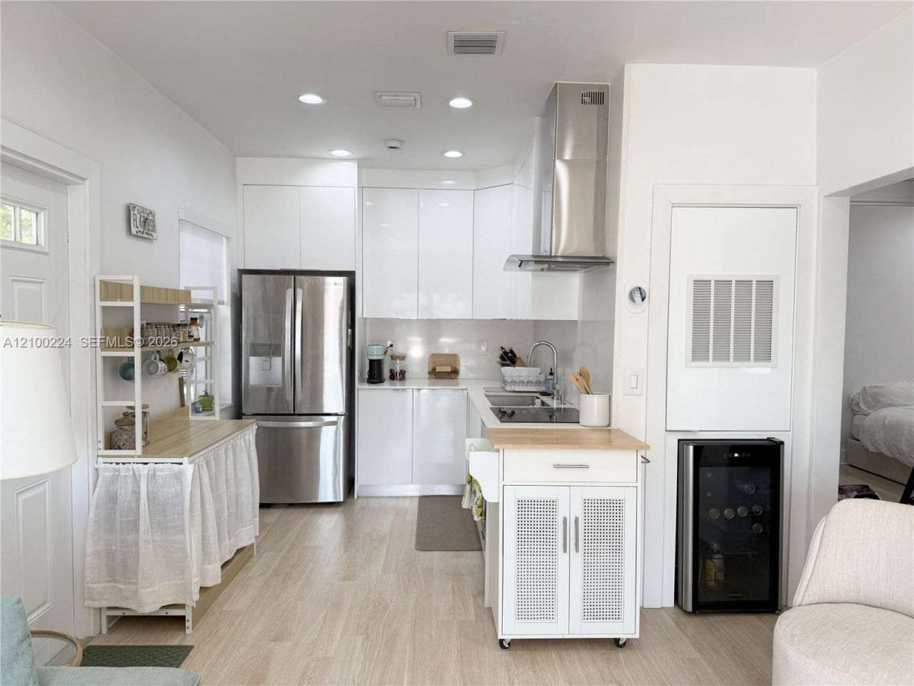 8401 Crespi Blvd #1, Miami Beach, FL 33141 Photo