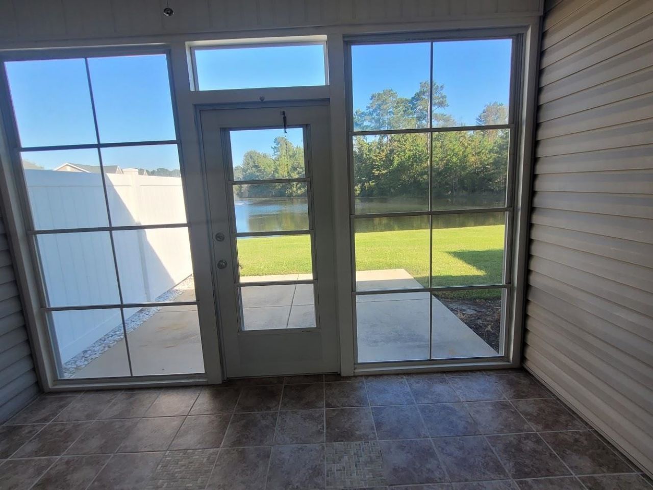 460 Woodpecker Ln. Photo 2