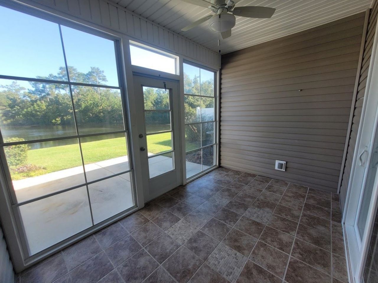 460 Woodpecker Ln. Photo 3