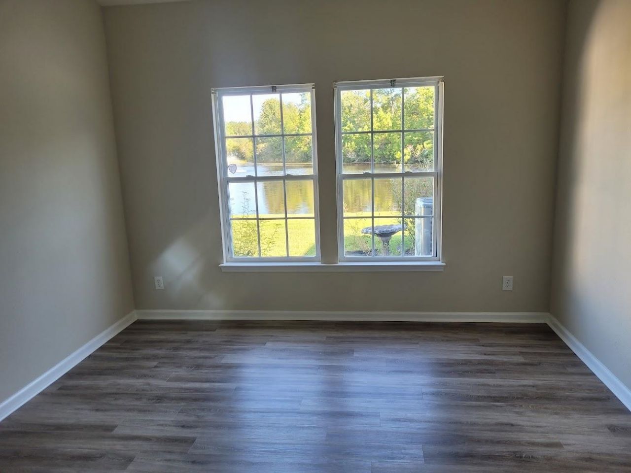 460 Woodpecker Ln. Photo 8