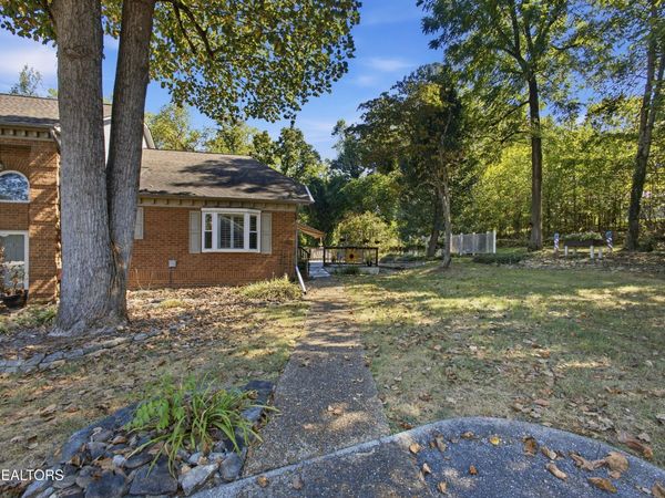 221 Brentwood Way, Kingston, TN 37763