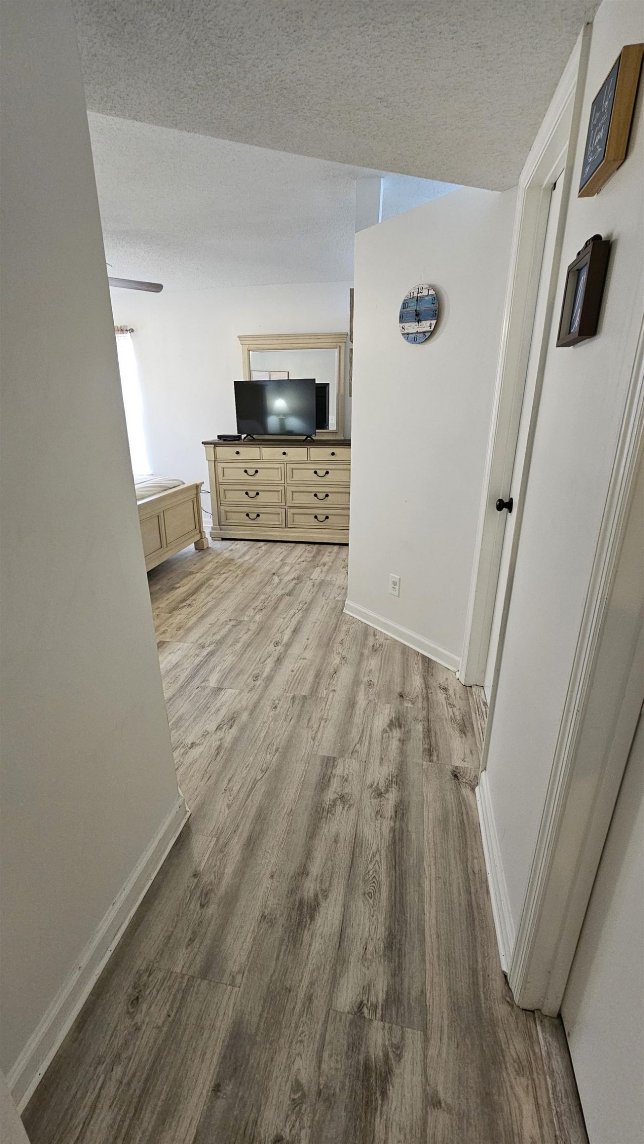 2266 Huntingdon Dr. Photo 17