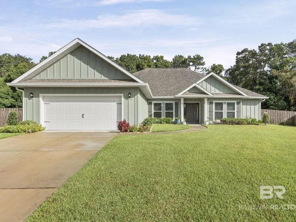 656 Calibre Street, Fairhope, AL 36532