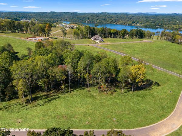 133 Fawn Court, Loudon, TN 37774