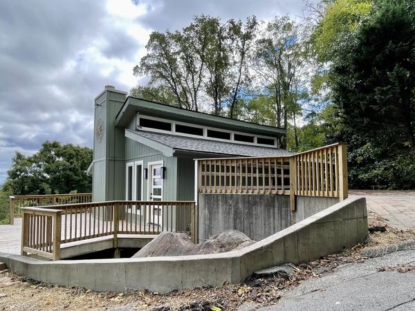 713 Lower Cravens Ter, Chattanooga, TN 37409