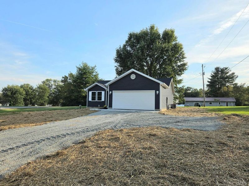 6552 Fascination Way, Paint Township, OH 45133 Photo 3