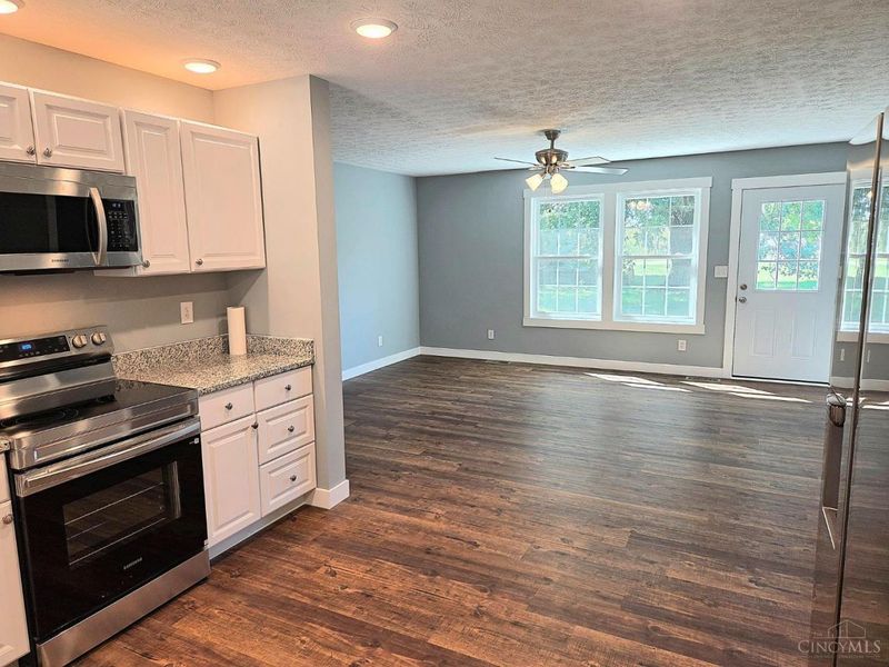 6552 Fascination Way, Paint Township, OH 45133 Photo 9