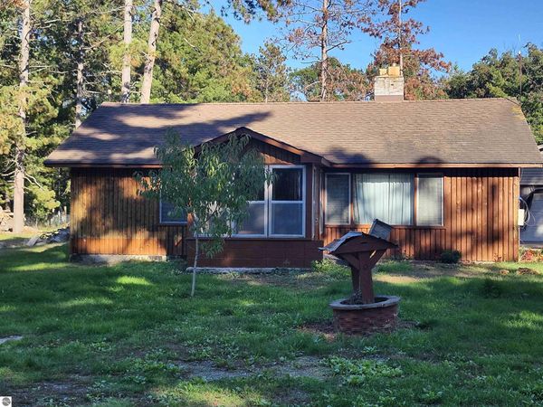 5810 Esmond Road E, Hale, MI 48739