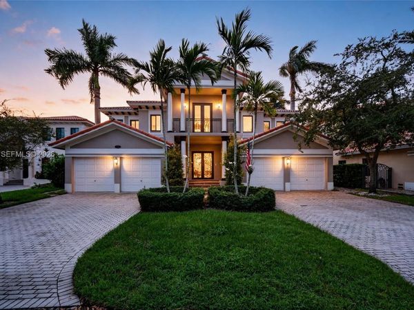 7876 SW 194th St , Cutler Bay, FL 33157