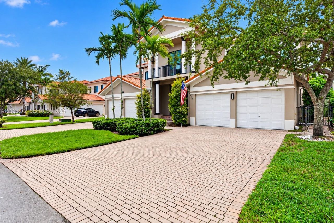 7876 SW 194th St , Cutler Bay, FL 33157 Photo