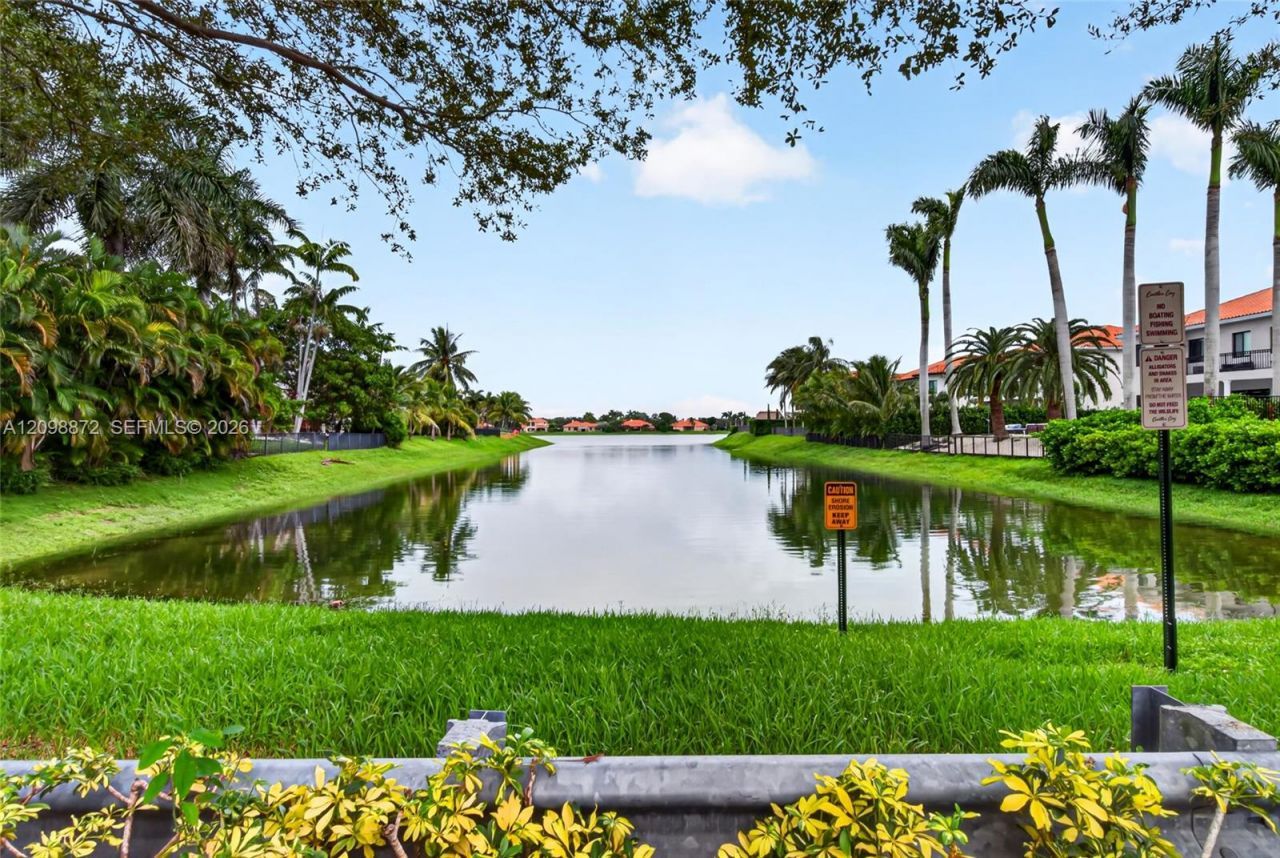 7876 SW 194th St , Cutler Bay, FL 33157 Photo