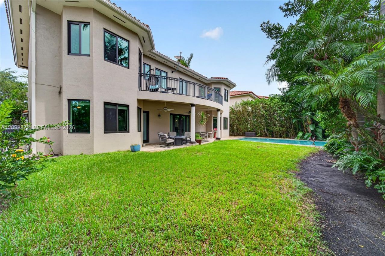 7876 SW 194th St , Cutler Bay, FL 33157 Photo