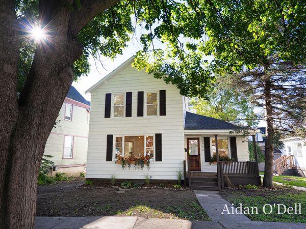 1002 Butterworth Street SW, Grand Rapids, MI 49504