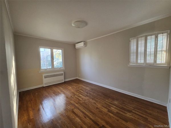 58-55 197 Street , Fresh Meadows, NY 11365