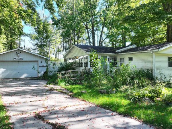 7659 Windoga Lake Drive, Weidman, MI 48893