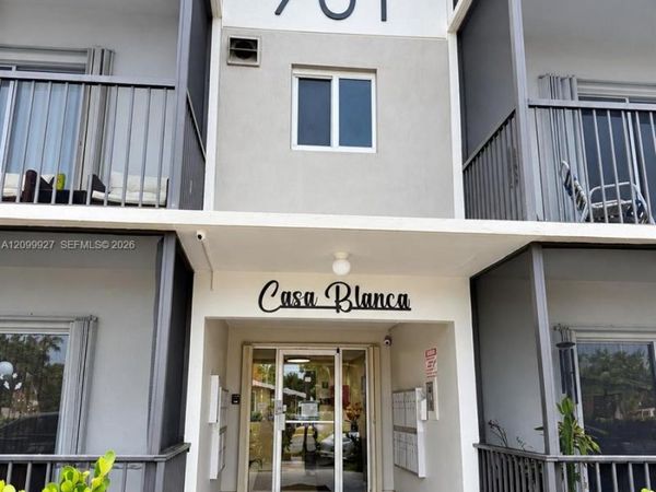 701 NE 1st Ct , Unit 210, Hallandale Beach, FL 33009