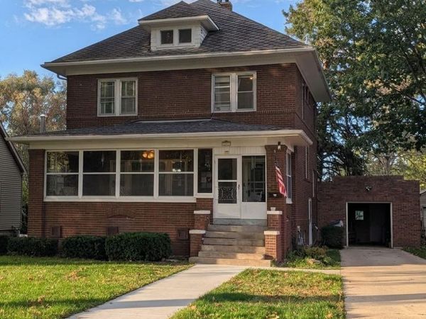 1123 9th Street, Sheldon, IA 51201