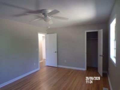 604 King Street Photo 13