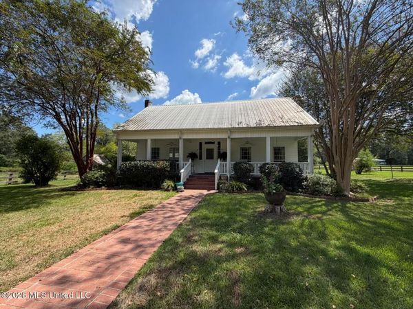 1046 Mullins, Crystal Springs, MS 39059