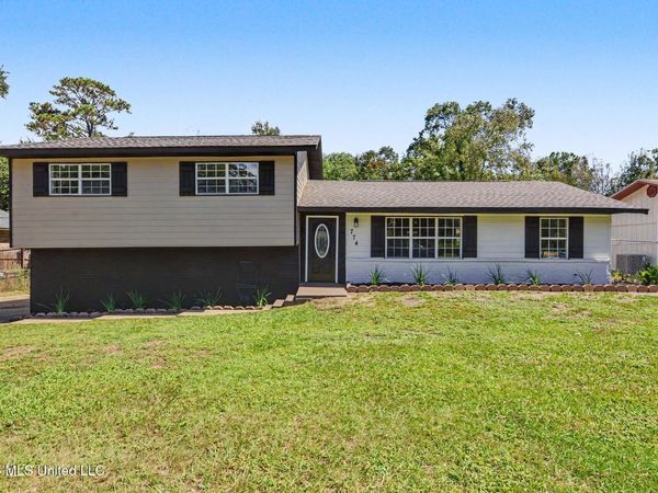 774 Sharon Hills Drive, Biloxi, MS 39532